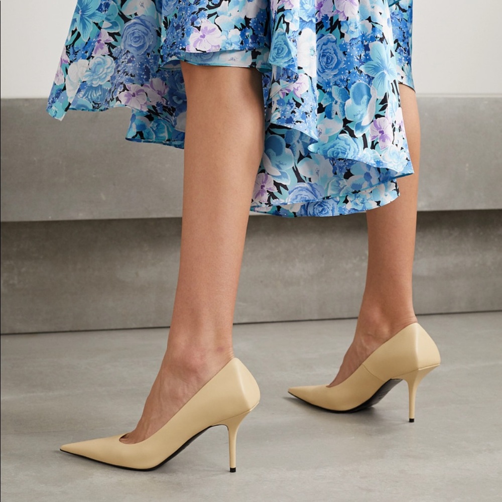 NWT Balenciaga Square knife pumps